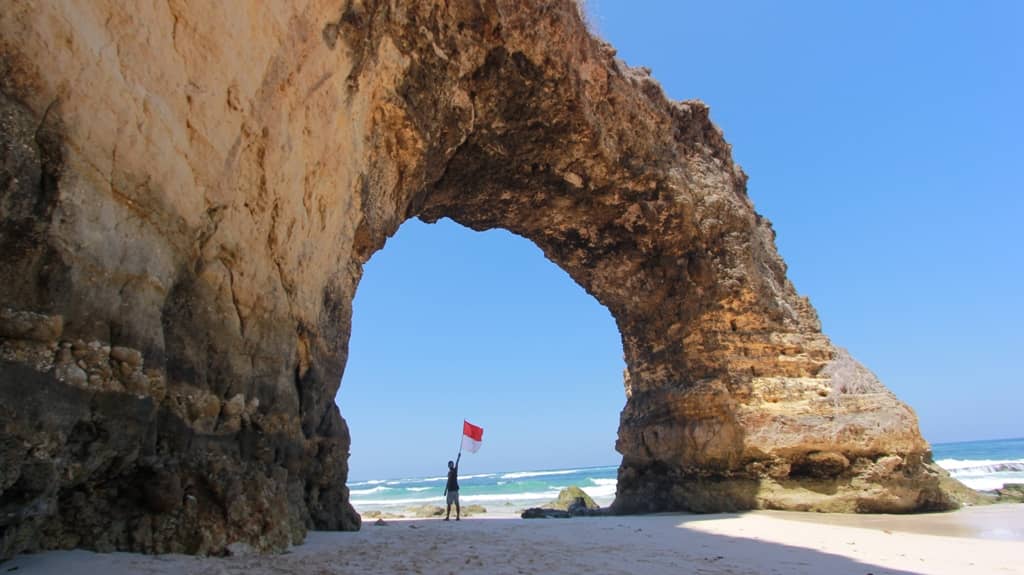 pantai mbawana