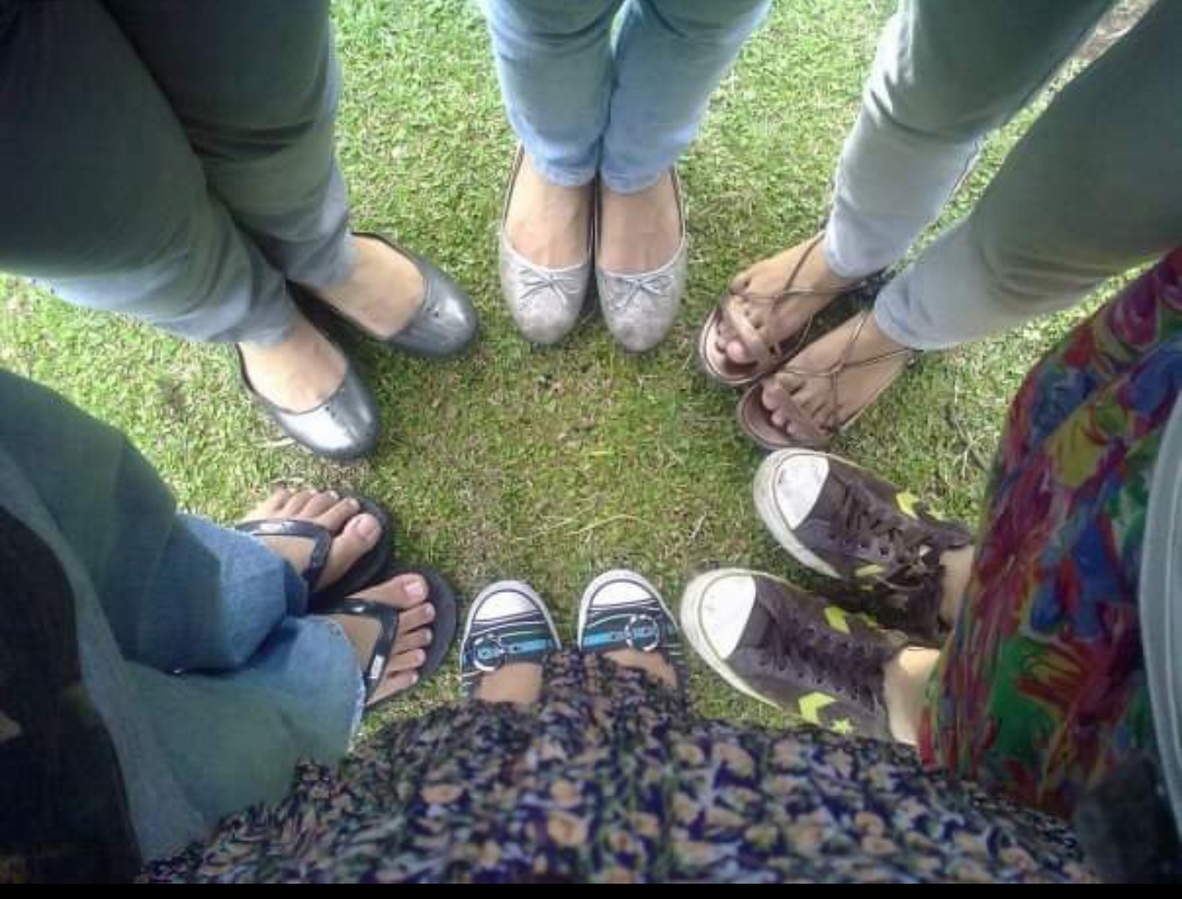 sepatu sahabat
