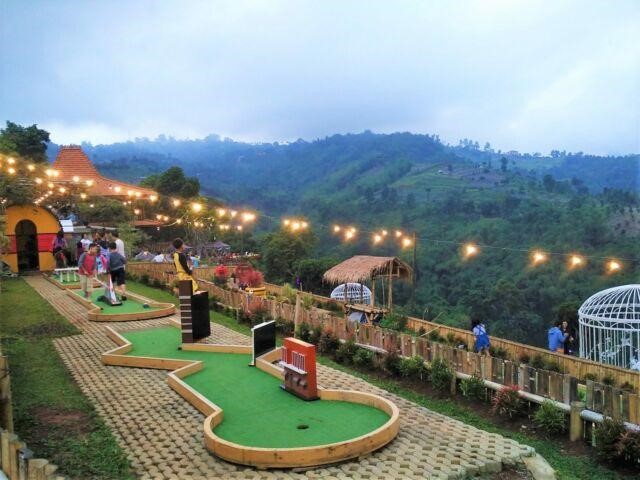 13 Tempat Wisata di Bandung yang Rugi Bila Dilewatkan