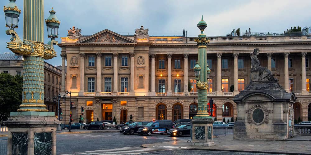 hotel de crillon facade
